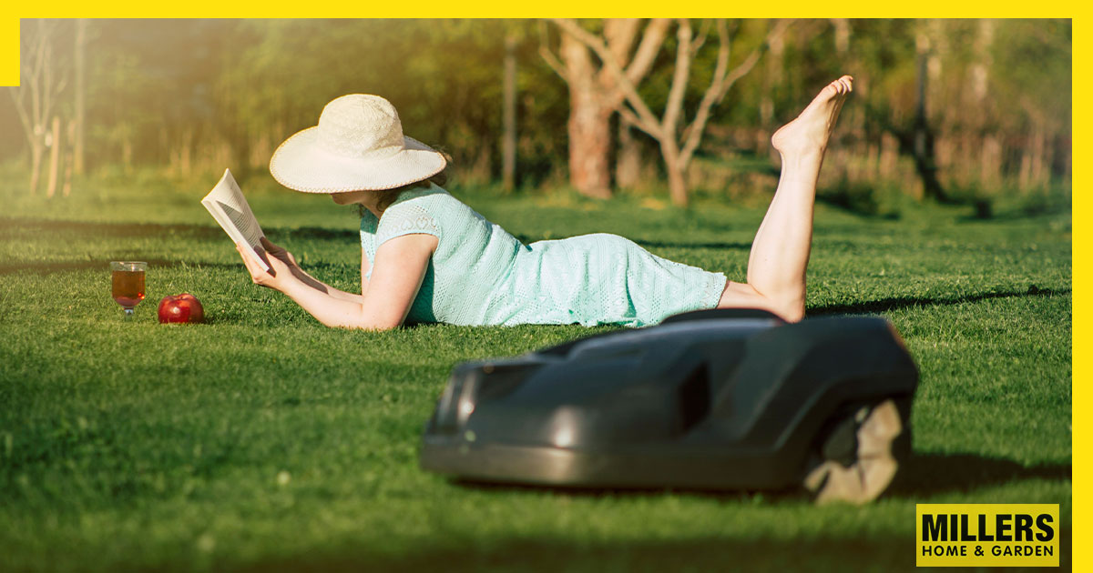 What are the Advantages of a Robotic Mower? - Millers
